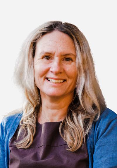 Portrait of Dr Lisa Stafford 