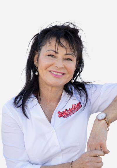 Portrait of Sharon Middleton AM